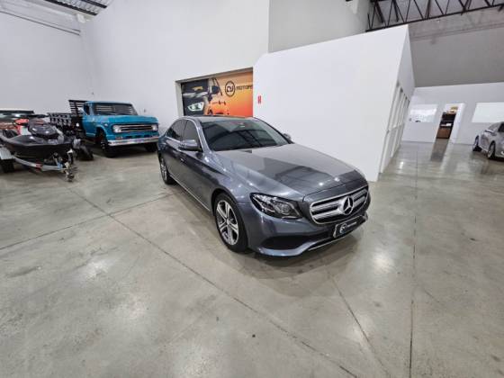 MERCEDES-BENZ E 250 2.0 CGI GASOLINA AVANTGARDE 9G-TRONIC